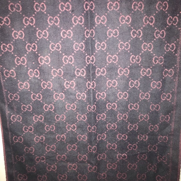Gucci Scarf - Picture 2 of 3
